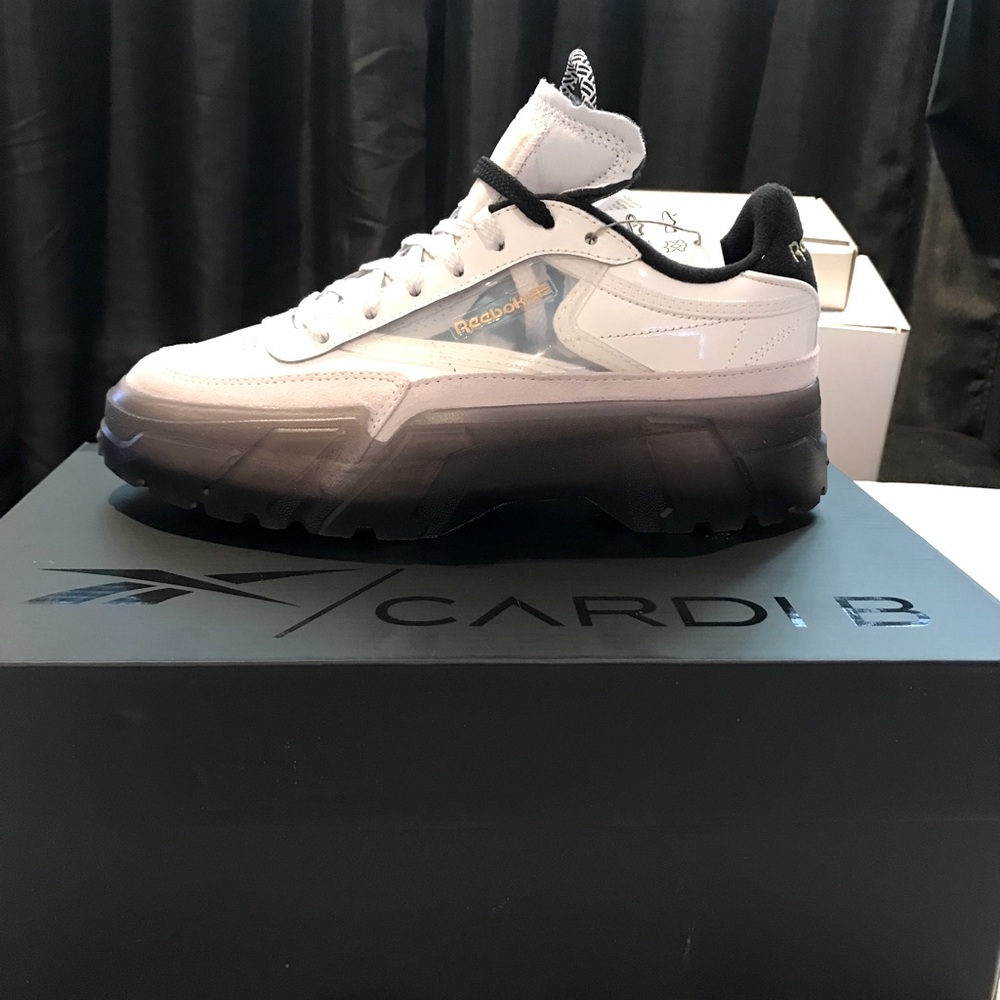 Carbi b x Reebok